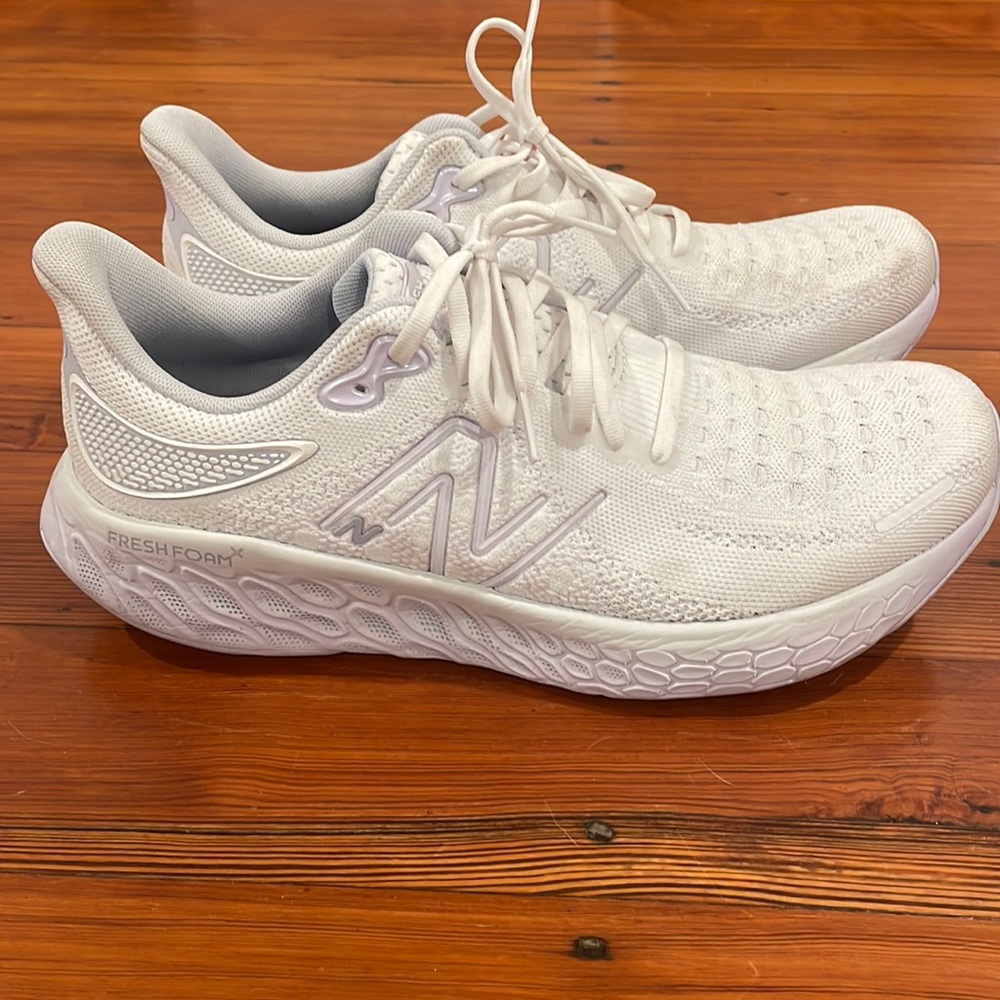 WORN ONCE: new balance fresh foam 1080